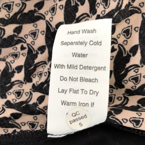 CAbi Cat Lover Sleeveless Top - Picture 8 of 8